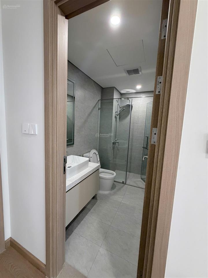Cho thuê căn hộ 75m2, 12 triệu vnd tại the charm an hưng, 2pn, 2wc, hướng đông nam