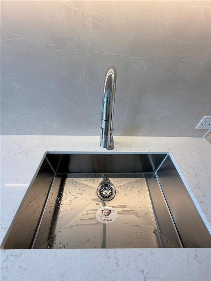 Cho thuê căn hộ 75m2, 12 triệu vnd tại the charm an hưng, 2pn, 2wc, hướng đông nam