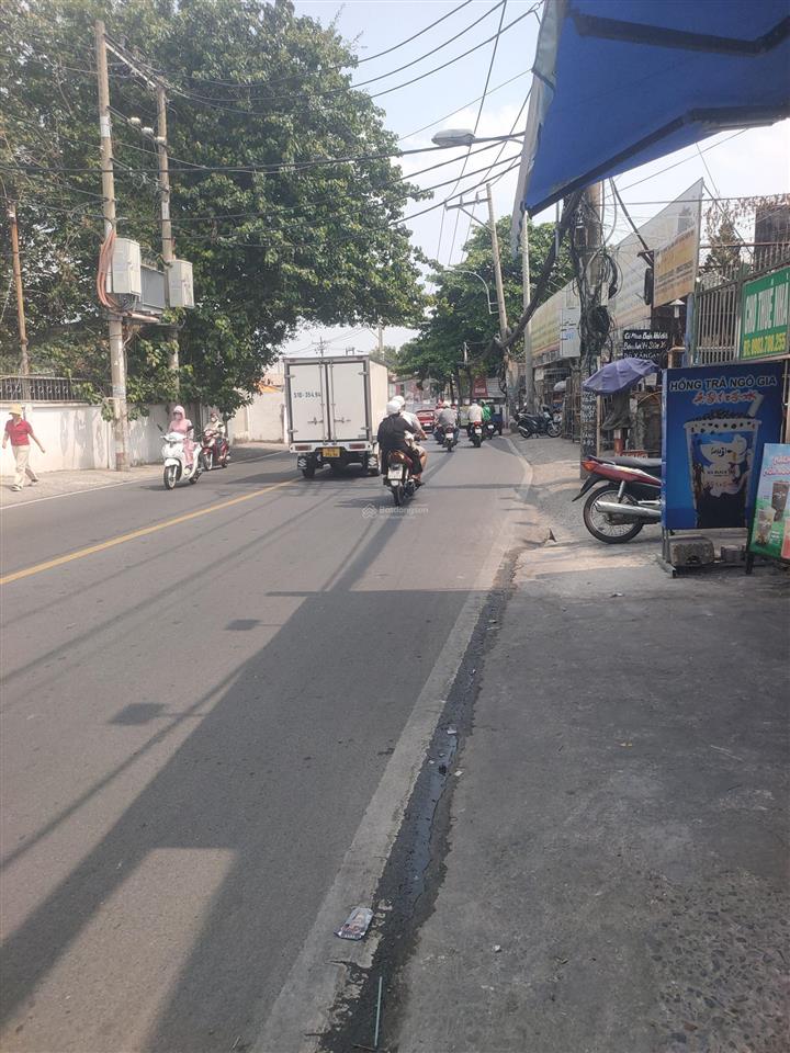 Chủ nhiệt cần bán giảm giá cả 1 tỷ đồng bán nhà mặt tiền kinh doanh. nhà ngay đỗ xuân hợp. ga metro