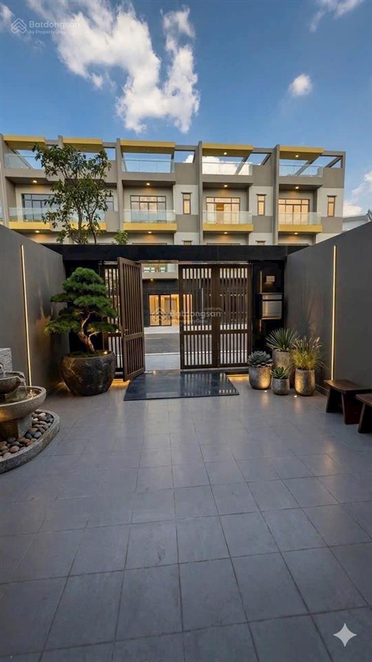 Chính thức hàng f0 căn mặt tiền đường bình thung 5x16,9m, nhà phố bcons eden park, có sổ.