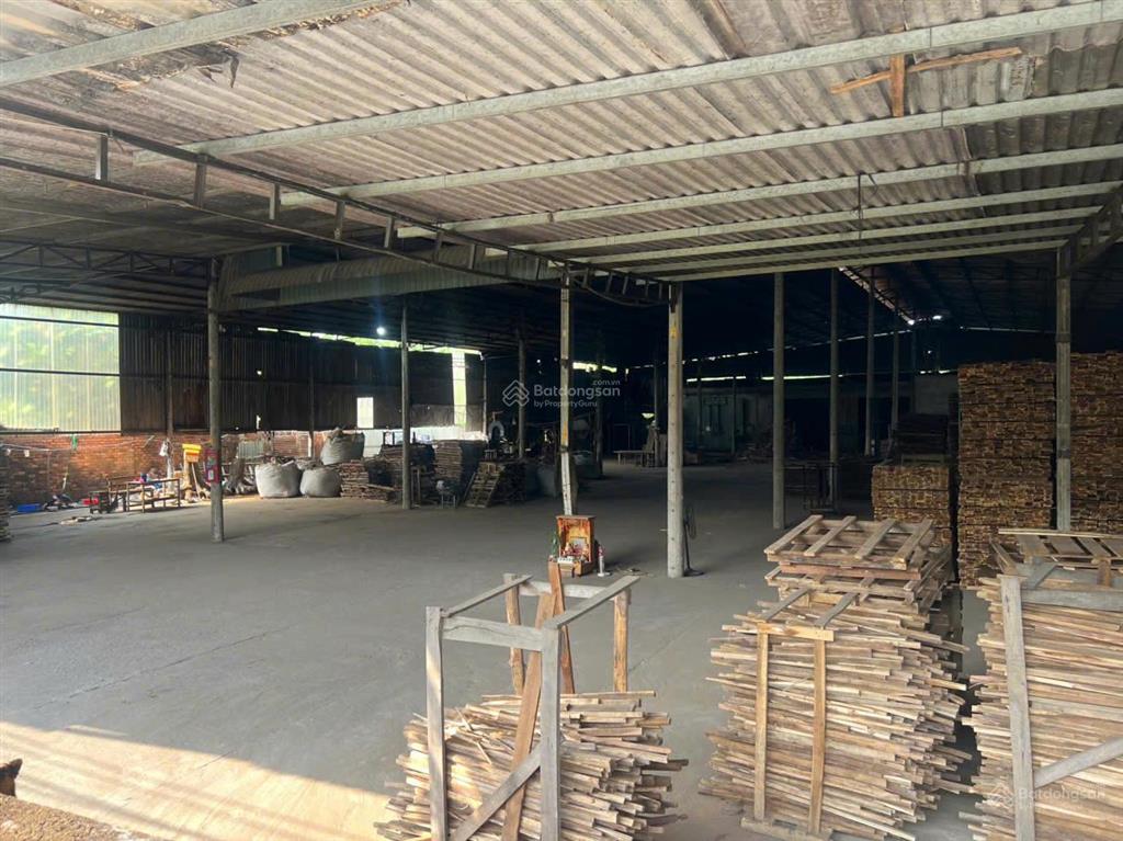 Bán xưởng 2000m  đường số 10, p uyên hưng, hcm