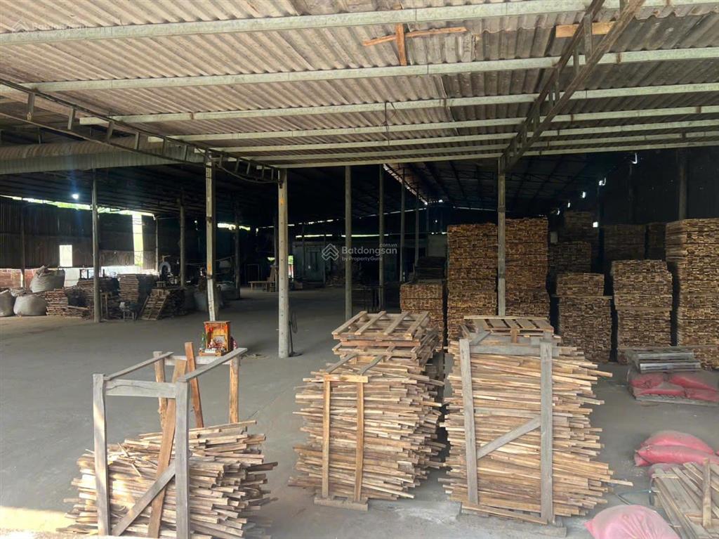 Bán xưởng 2000m  đường số 10, p uyên hưng, hcm