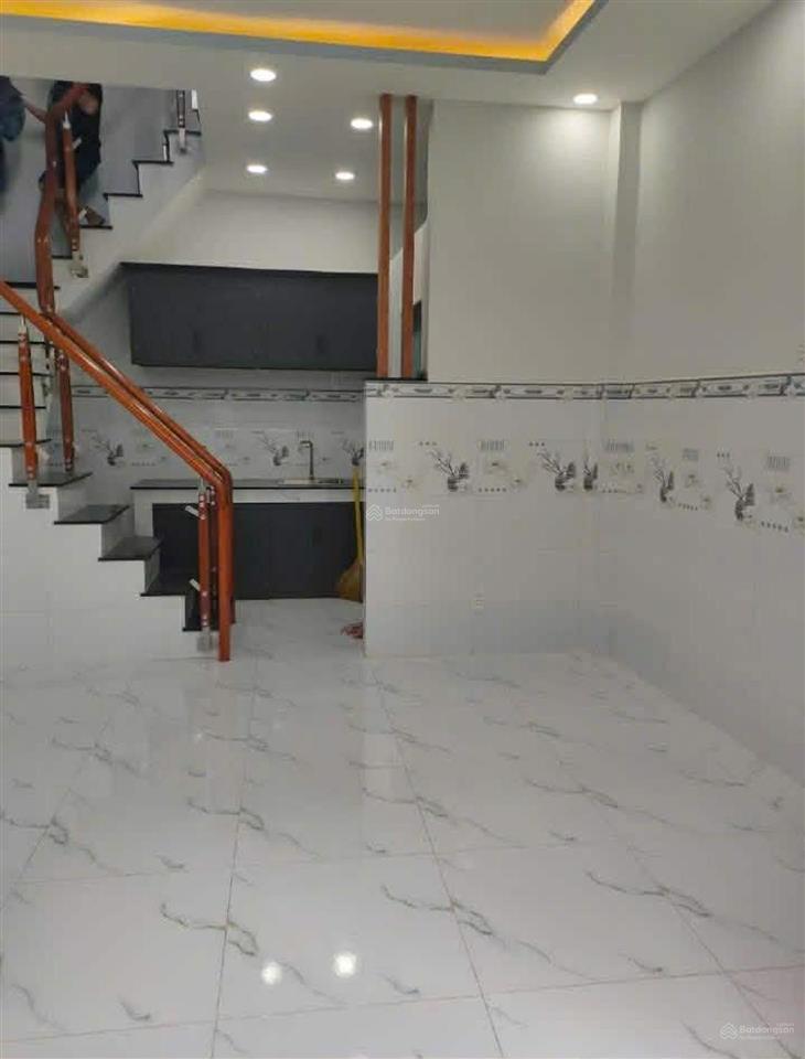 Bán nhà riêng 22m2, 3,3 tỷ ở đường văn thân, phường bình tiên, tp.hcm