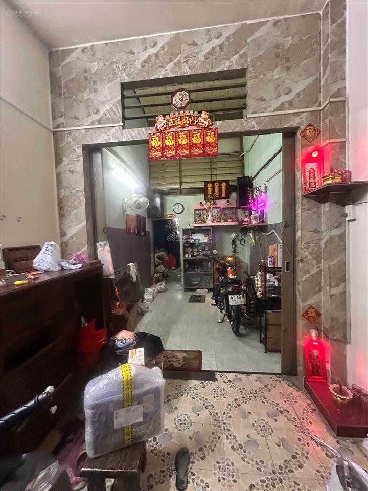 Bán nhà riêng tại 103/ đường văn thân, 4,5 tỷ, 57m2, 2pn, 2wc, hàng hiếm