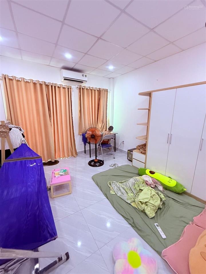 Bán nhà quận 6, 2 tầng, đường hậu giang, dt 42m2, hẻm trước nhà 3m, nhỉnh 4