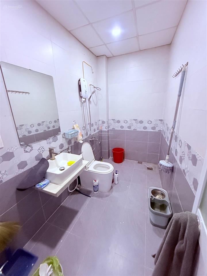 Bán nhà quận 6, 2 tầng, đường hậu giang, dt 42m2, hẻm trước nhà 3m, nhỉnh 4