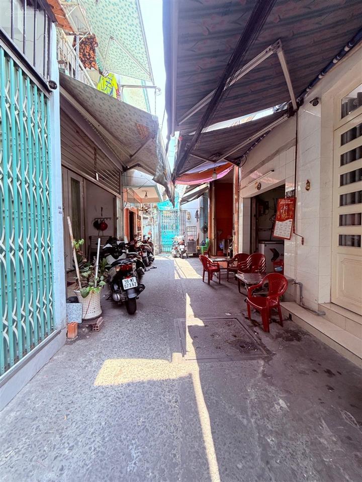 Bán nhà quận 6, 2 tầng, đường hậu giang, dt 42m2, hẻm trước nhà 3m, nhỉnh 4