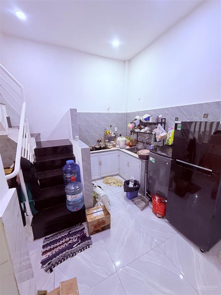 Bán nhà quận 6, 2 tầng, đường hậu giang, dt 42m2, hẻm trước nhà 3m, nhỉnh 4