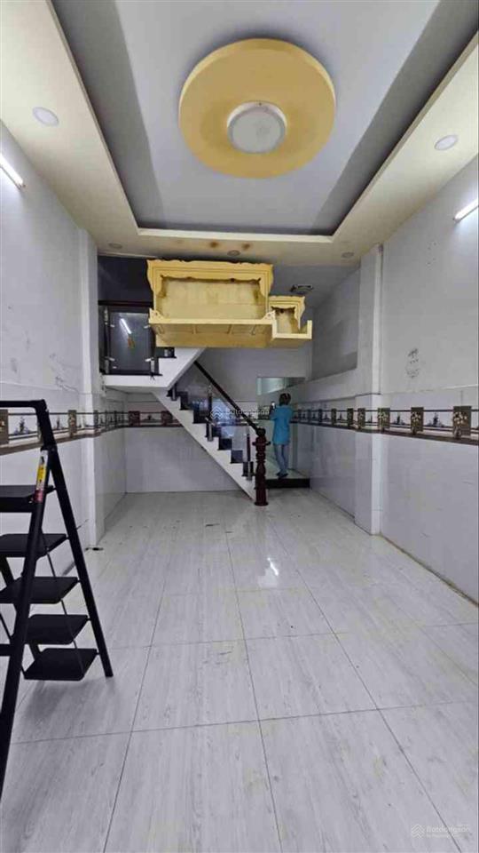Bán nhà quận 6, dt 57m2, 2 tầng, tl ra căn góc mặt tiền 20m, kinh dương vương, nhỉnh 5 tỷ