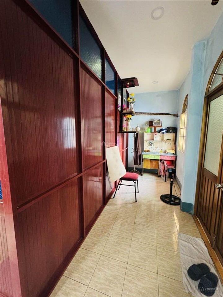 Bán nhà bình tân, 5.3 x 10, 2 tầng, hẻm xe tải, đường chiến lược, nhỉnh 5 tỷ nhỏ