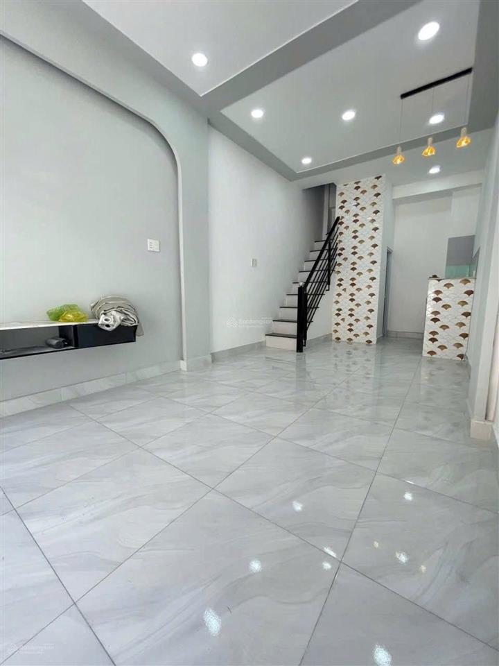 Bán nhà tân phú, 2 tầng, dt 26m2, đường thoại ngọc hầu, hẻm xe hơi, nhỉnh 3 tỷ 7