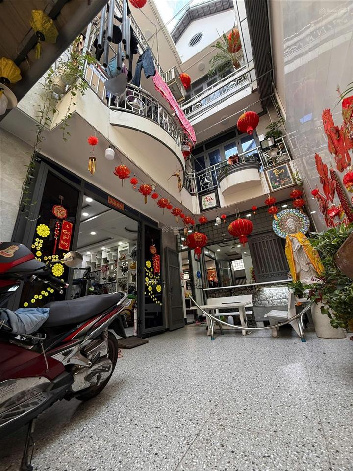 Nhà rộng đẹp đối diện bờ kè hẻm 32 cầu bùi đình tuý