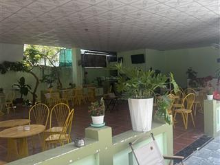 Bán nhà riêng có sân vườn mặt tiền đầy đủ 800m2
