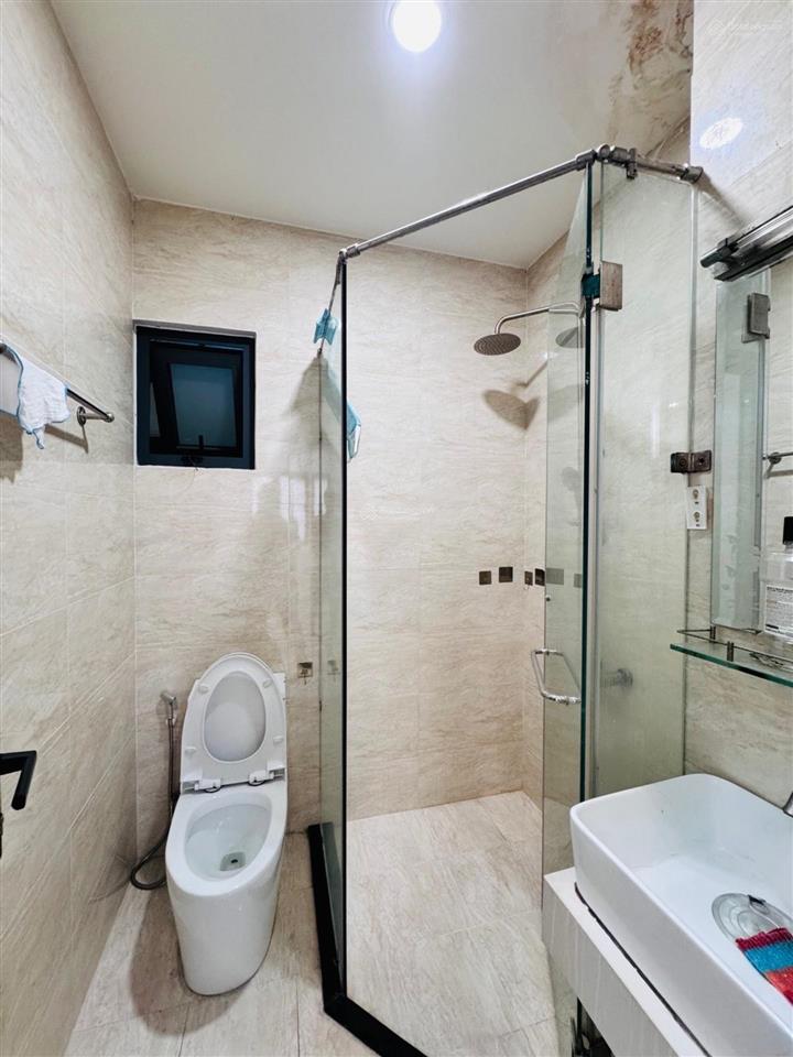 Nhà mới  hẻm hơn 4m  gần mặt tiền  nguyễn thượng hiền  p5  bình thạnh