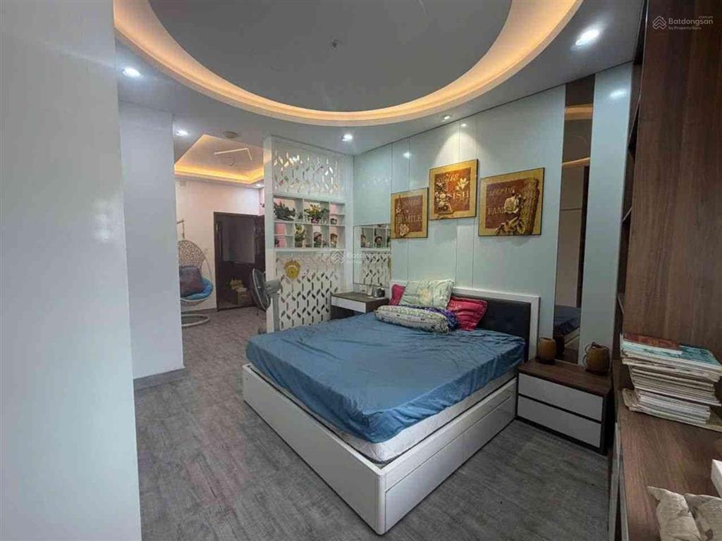 Chủ cần tiền gấp hạ 1.5 tỷ giá mới 13.5 tỷ tl mặt tiền đường nguyễn khuyến  bình thạnh  92m2 