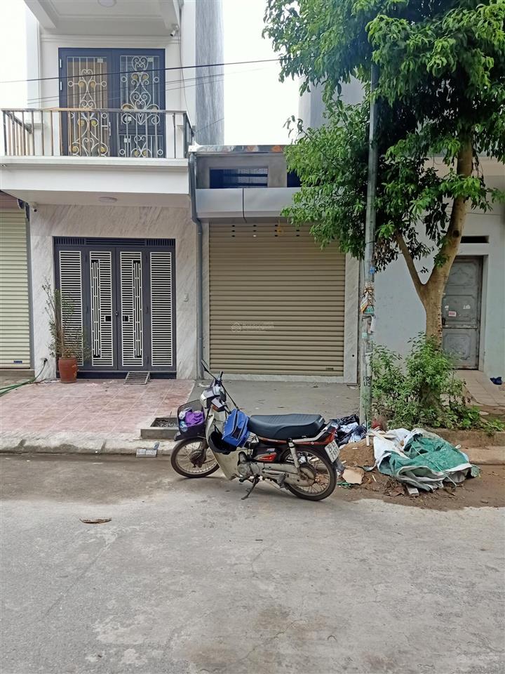 Chính chủ bán nhà đất sổ đỏ chính chủ  diện tích 44,8m² gõ 172 phú diễn