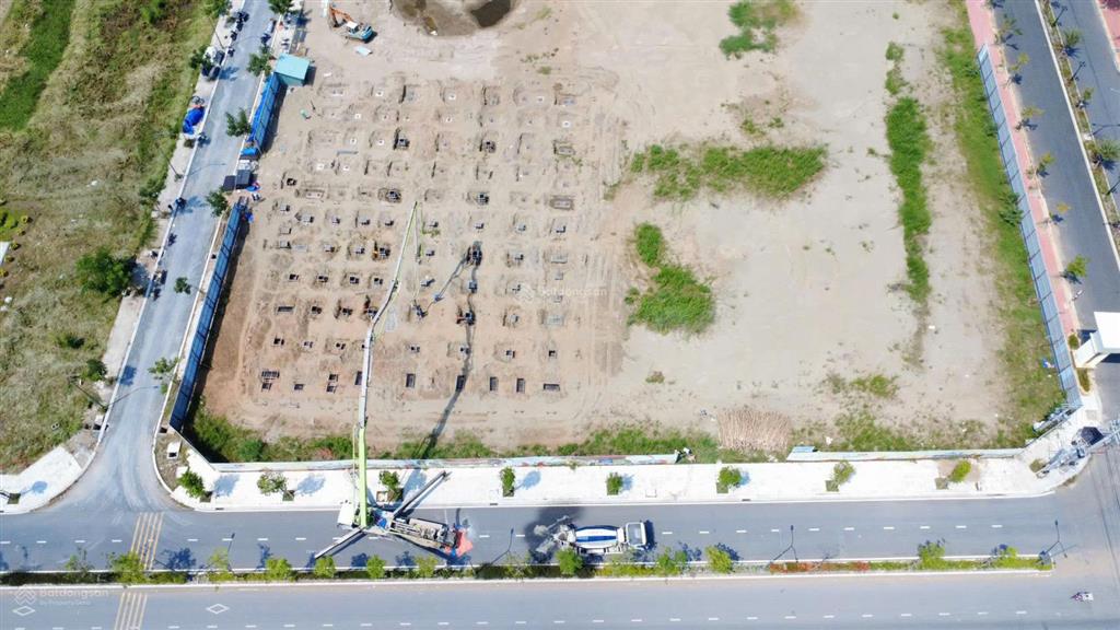 Bán đất nền dự án agora thủ thừa, ô đối diện coop mart mặt đường lớn, ngay gần kcn mới