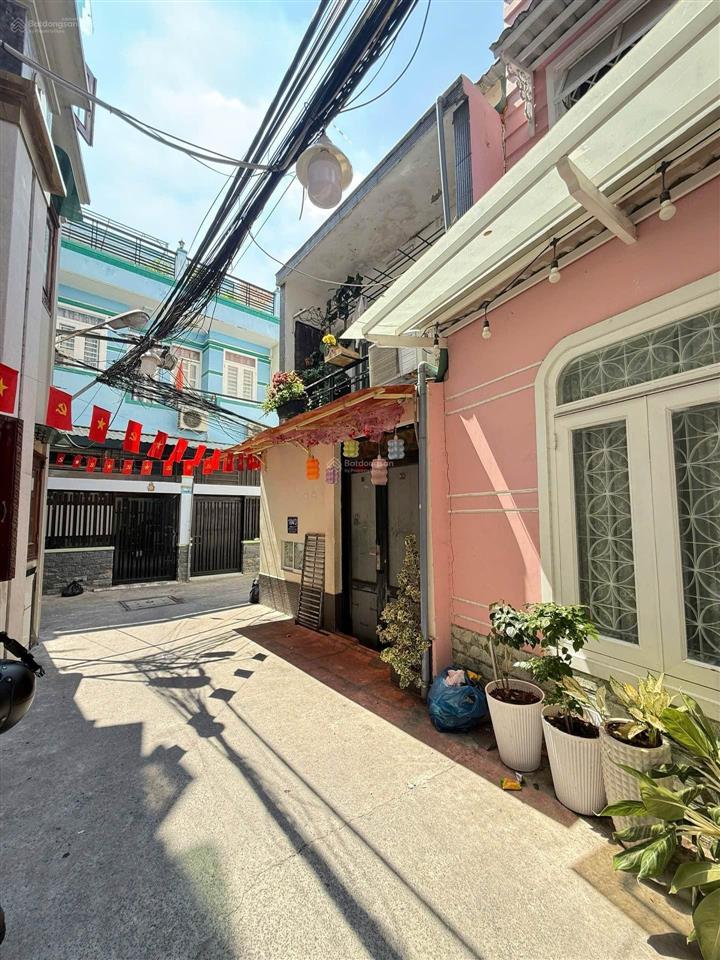 Bán nhà 3 tầng huỳnh tấn phát, quận 7 67m2 ngang 5.8m cực thoáng 4pn sổ hồng riêng
