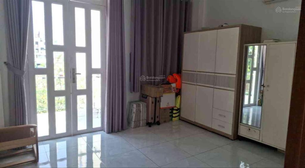 Bán nhà 3 tầng huỳnh tấn phát, quận 7 67m2 ngang 5.8m cực thoáng 4pn sổ hồng riêng