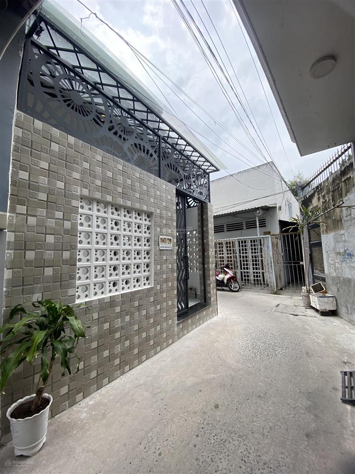 Bán nhà lô góc nở hậu huỳnh tấn phát q7 67m2 hẻm thông 6 tỷ