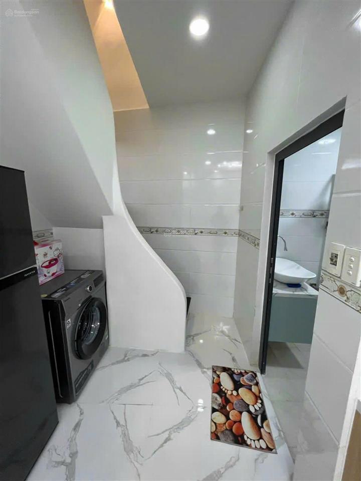 Nhà 2 tầng đẹp ngay trung tâm full nội thất chỉ 3.5 tỷ vào ở ngay