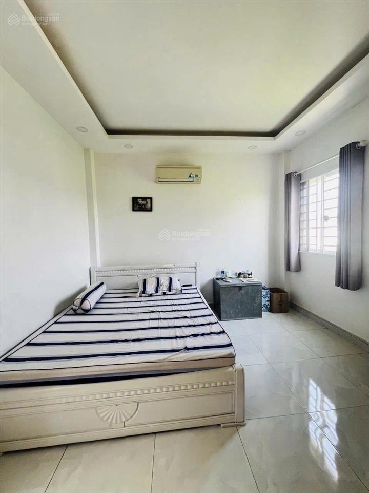 Nhà đẹp phú thuận quận 7 | 67m | 4pn | sân rộng | shr hoàn công | giá cực tốt
