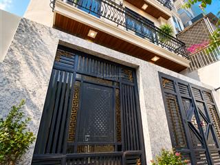 Huỳnh tấn phát thang máy  lô góc  ngang khủng 8m  nội thất luxury.