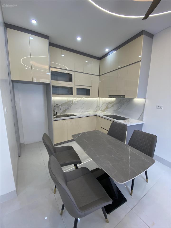 Sơn tây  bán nhà mới xây 100% full đồ  ô tô vào tận cửa  giá có thương lượng. diện tích 50,2m2