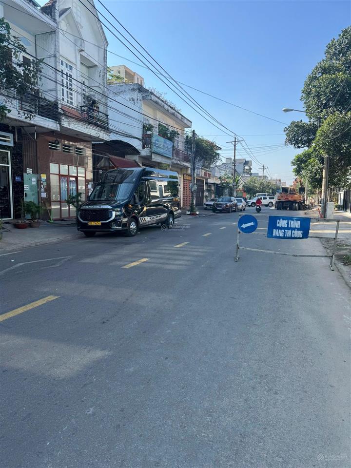 Tôi chính chủ cần bán nhà d35 kdc việt sing