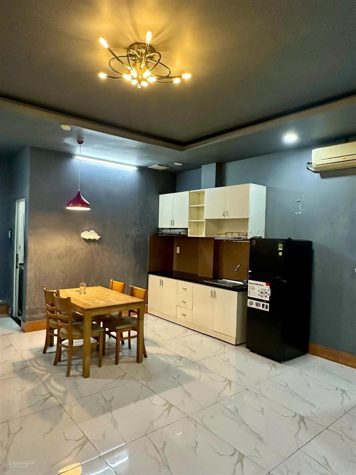 Cho thuê ch diện tích 5mx13m, có ban công huỳnh tấn phát, quận 7, full nội thất, giá 7 triệu/th