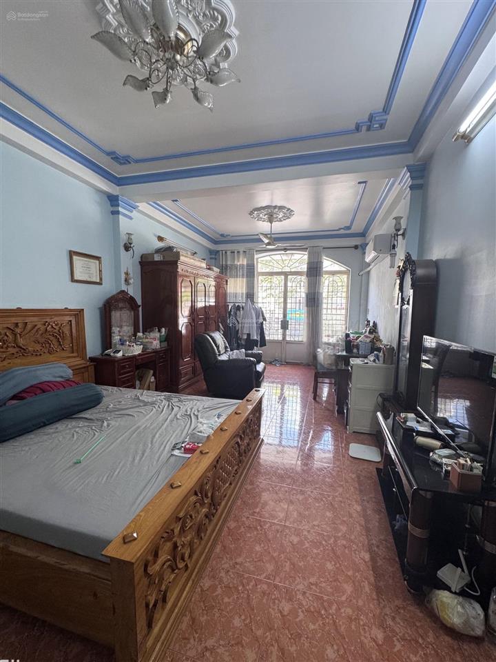 Bán nhà mặt tiền dương quang đông (khu hành chính q.8), dt 93m2, đường lớn 32m, 24 tỷ