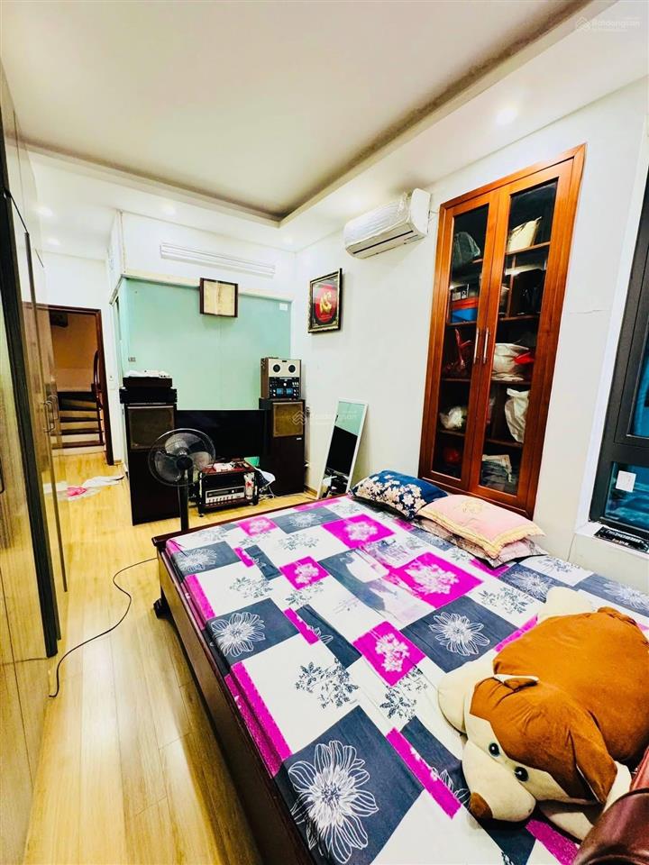 Bán nhà mặt phố chùa quỳnh  hai bà trưng hơn 13 tỷ  dt 33m x5 tầng mặt phố  kinh doan