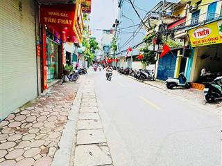 Bán nhà mặt phố chùa quỳnh  hai bà trưng hơn 13 tỷ  dt 33m x5 tầng mặt phố  kinh doan