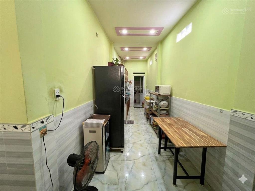 Bán nhà nguyễn thị tần quận 8  59m2  hẻm xe hơi  không quy hoạch  chủ gấp bán  sát cầu chữ y