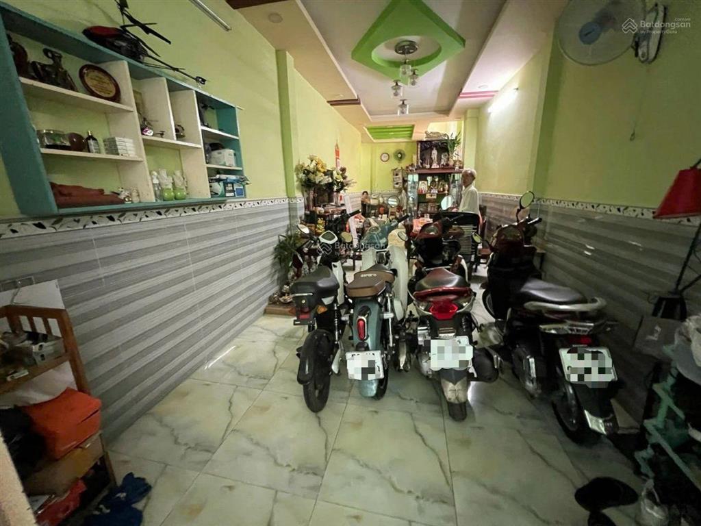 Bán nhà nguyễn thị tần quận 8  59m2  hẻm xe hơi  không quy hoạch  chủ gấp bán  sát cầu chữ y