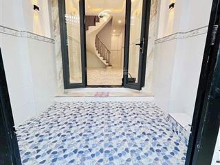 Đón cầu bình tiên quận 6  dtsd 80m2  3pn  có sân và bc  gấp bán lương văn can phường 15 quận 8