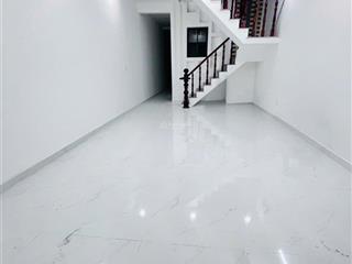 Sát cầu chà và  nhà 4tầng quận 8  61m2  ngang 4m  hxh  shr chính chủ 1 đời gấp bán