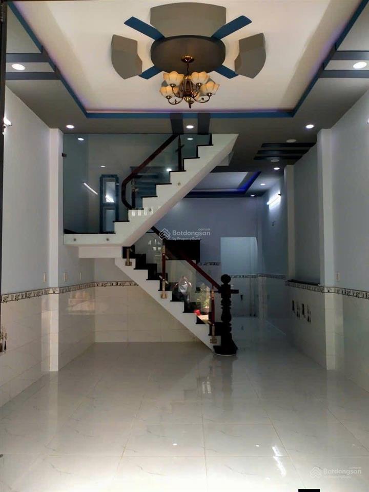 Bán nhà đường phạm hùng quận 8  38m2  hẻm xe hơi  gấp bán chỉ 3.2 tỷ