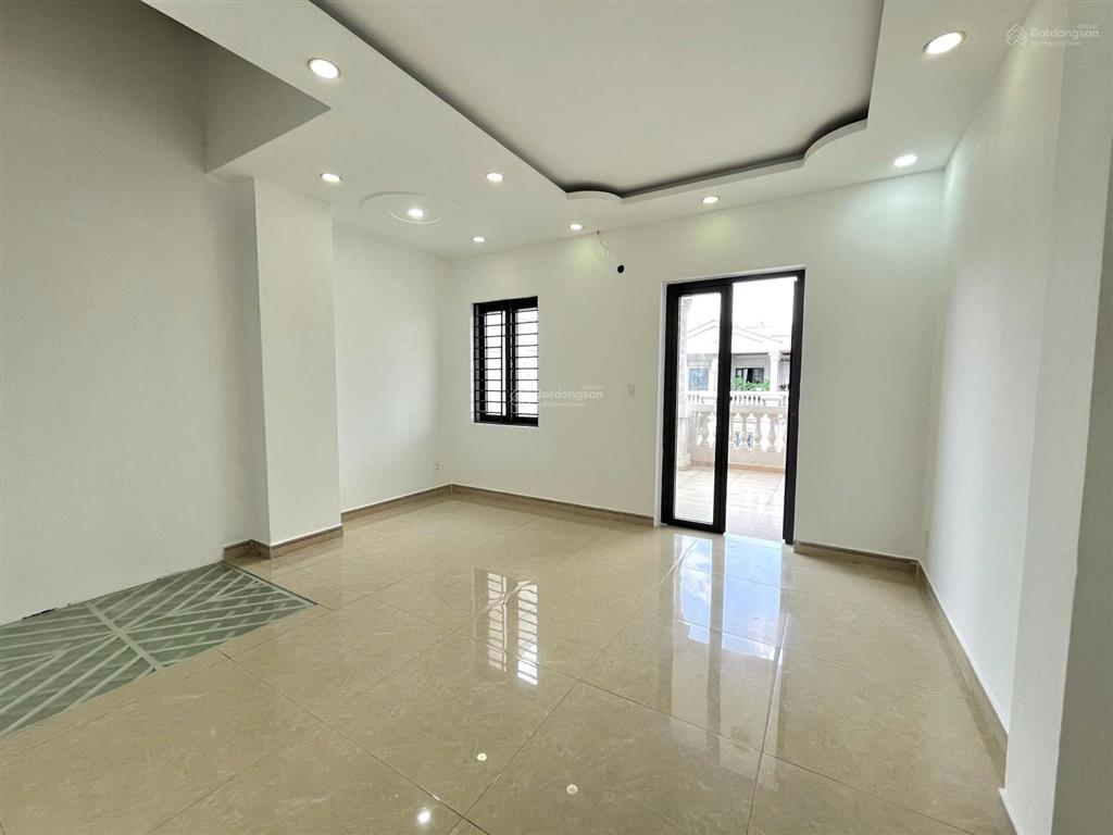 Cho thuê nguyên căn cityland thang máy giá tốt chỉ 40 triệu