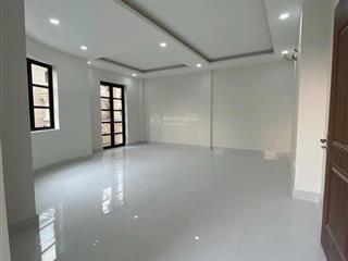 Văn phòng cityland có ban công cực đẹp chỉ 7 triệu