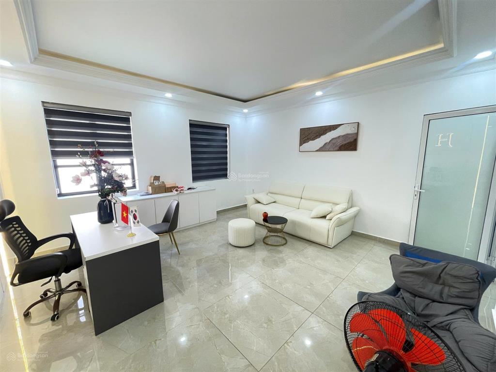Cho thuê biệt thự 42 tr, 5x20 cityland park hills gò vấp