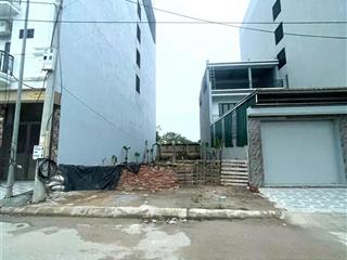 Cần tiền bán gấp lô đất đẹp diện tích 80m, vị trí thoáng, vuông vắn, xây dựng cực kỳ hợp lý