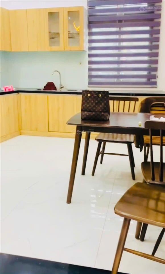 Lô góc hiếm ! nhà 3 tầng 3pn kiên cố giá tốt đầu tư chỉ 4t7  k tô hiệu  hòa khánh đà nẵng