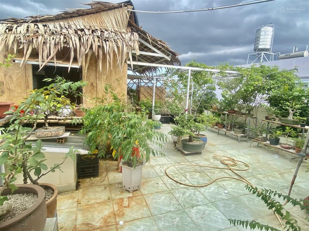Biệt thự nguyễn văn quỳ  quận 7  ô tô ngủ trong sân  323m2, 2 lầu  16 tỷ