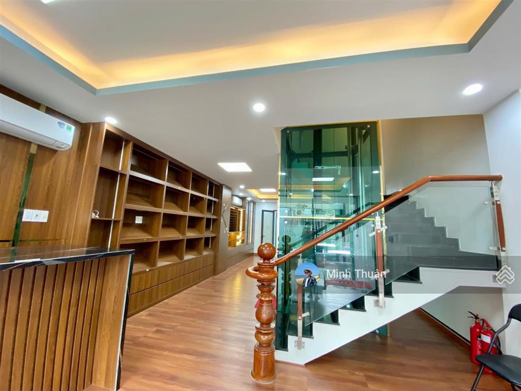 Gấp gấp! bán nhà siêu đẹp ngay trần lựu  hầm 5 tầng, có tm  5x18  hđt 55tr/th  giá chỉ 19,5 tỷ