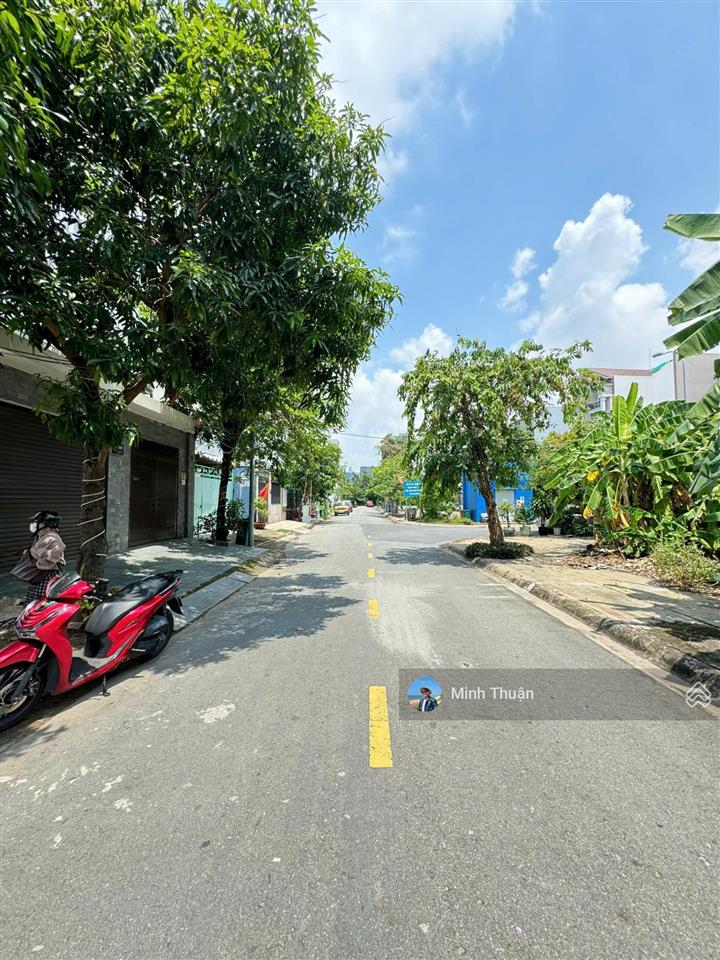 Rẻ nhất ngay thủ đức house! bán đất view công viên  12,5m x 18m  cn 200m2  giá rẻ chỉ 26 tỷ