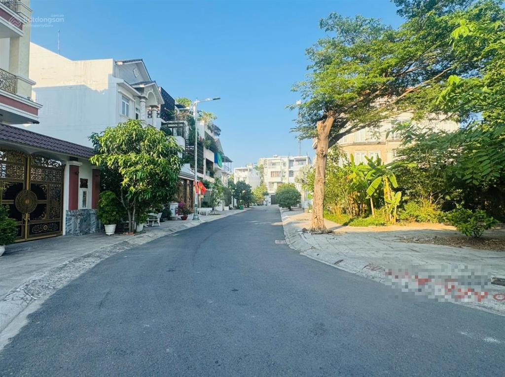 Hiếm ! bán lô đất siêu đẹp  góc 2 mặt tiền đông thủ thiêm  15 x 21m  cn 303m2  giá 105tr/m2