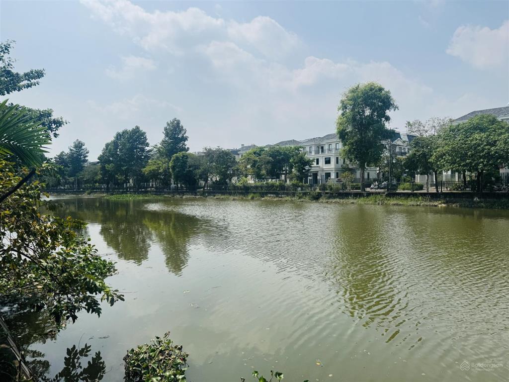 Hiếm ! bán lô đất siêu đẹp  góc 2 mặt tiền đông thủ thiêm  15 x 21m  cn 303m2  giá 105tr/m2