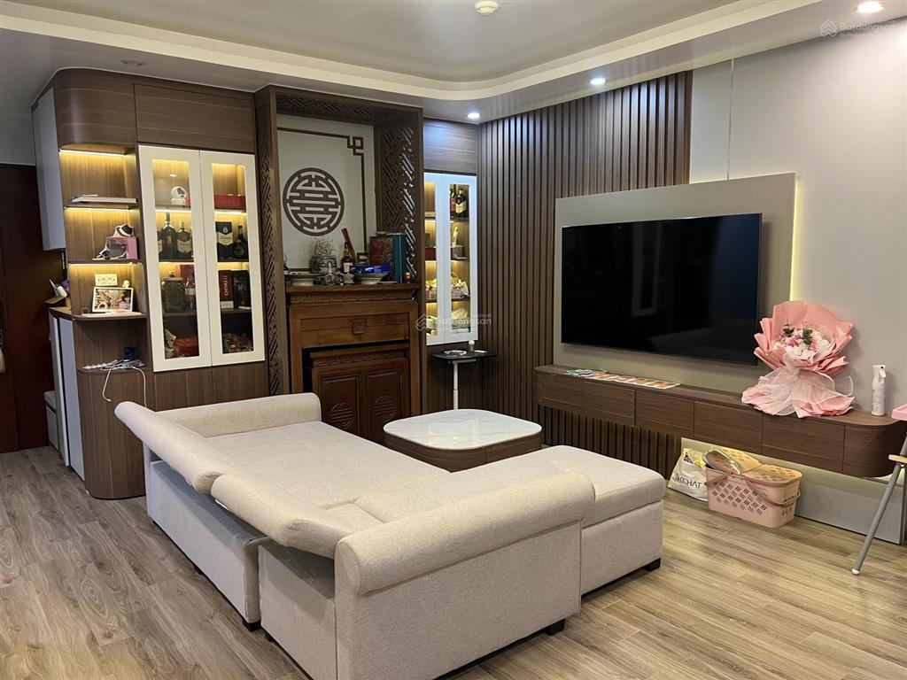 Bán căn hộ mipec city view, 4,9 tỷ, 70m2, đầy đủ nội thất, giá ưu đãi