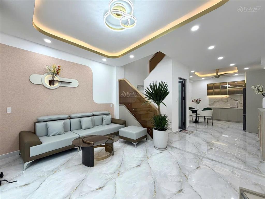Bán nhà mới 3 tầng full nội thất, hẻm phan văn trị gần phạm văn đồng, bình thạnh, giá 6.35 tỷ